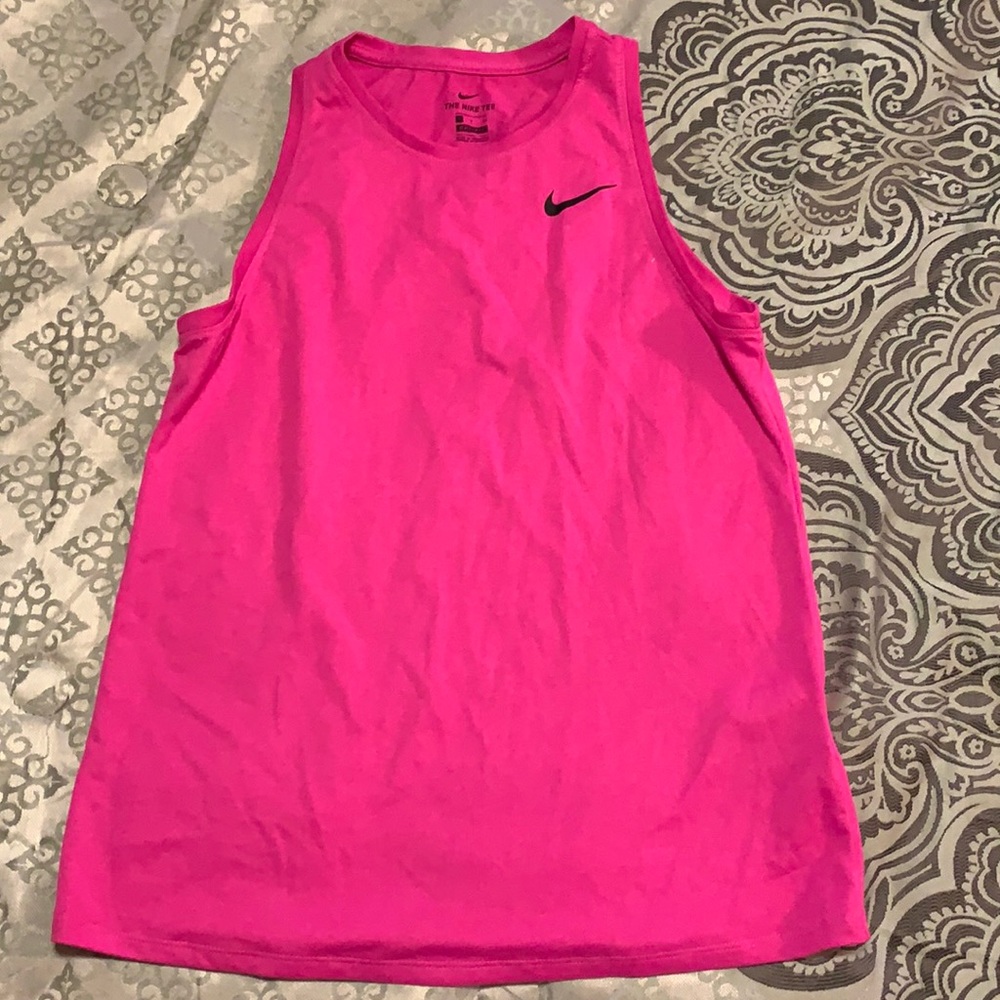 Nike workout tank top